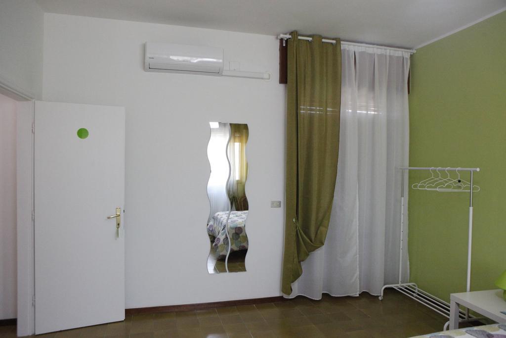 Comeacasatua Bari Phòng bức ảnh